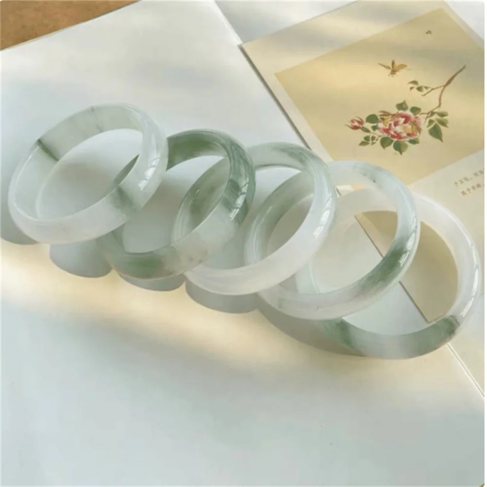 Flat Jade Bracelet Golden Silk Jade Green Flecked Bracelet
Flat Jade Bracelet Golden Silk Jade Green Flecked Bracelet