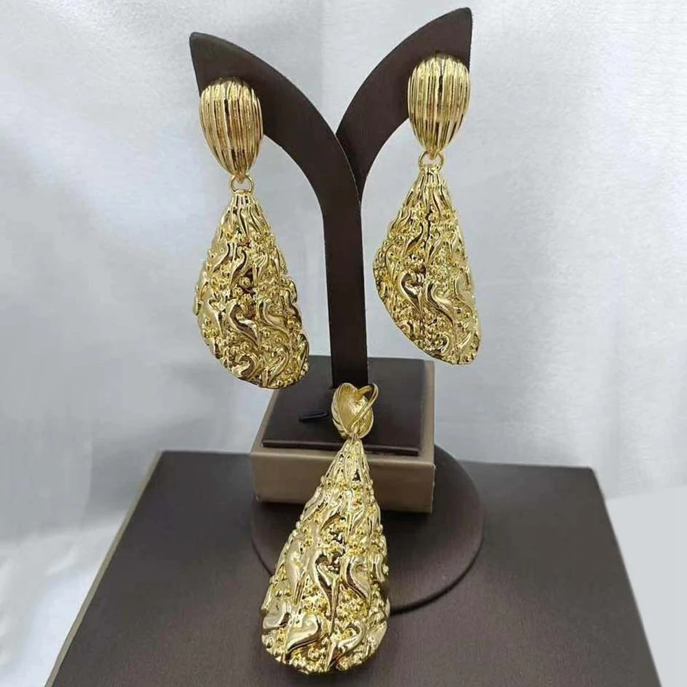 Stunning fashionable Light Weight Two Pieces Jewelry Set For Women Fancy Collar Earrings Wedding Party Free Shipping Jewellery
Stunning fashionable Light Weight Two Pieces Jewelry Set For Women Fancy Collar Earrings Wedding Party Free Shipping Jewellery