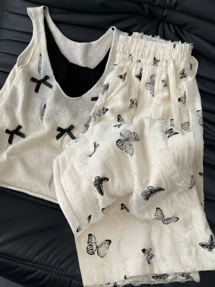 New Summer Casual Pajamas Trousers Suit Girls Sweet Suspenders Bow Loungewear Loose Long Pants Pijamas 2 Piece Set Soft Homewear
New Summer Casual Pajamas Trousers Suit Girls Sweet Suspenders Bow Loungewear Loose Long Pants Pijamas 2 Piece Set Soft Homewear