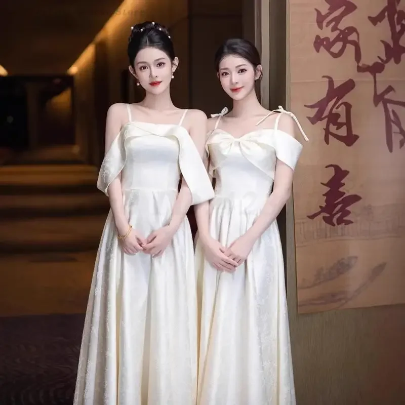 Wedding Sisters Group Vestidos Champagne Bridesmaid Dress Female Sexy Off Shoulder Qipao Elegant Temperament Evening Party Gown
Wedding Sisters Group Vestidos Champagne Bridesmaid Dress Female Sexy Off Shoulder Qipao Elegant Temperament Evening Party Gown