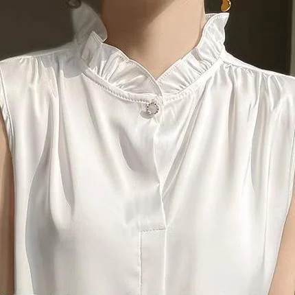 Stylish White Lace Collar Inner Wear Sleeveless Chiffon Top Layered Trendy Vest Floral Trim Shirt Base Layer Women's Shirt
Stylish White Lace Collar Inner Wear Sleeveless Chiffon Top Layered Trendy Vest Floral Trim Shirt Base Layer Women's Shirt