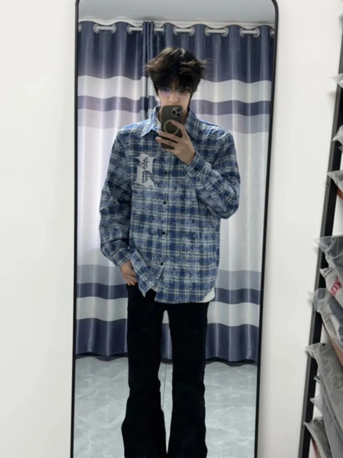 Deep Blue Embroidered Haome Long Sve Men's irt American Retro Early Spring Jaet Trendy Design Loose Fit Polyester F...
Deep Blue Embroidered Haome Long Sve Men's irt American Retro Early Spring Jaet Trendy Design Loose Fit Polyester F...