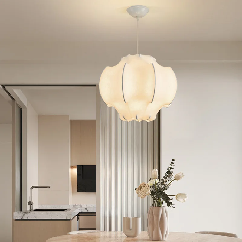 2025 Nordic minimalist silk pendant lamp, living room, dining room, bedroom, dining room, modern home decoration 3-color dimming
2025 Nordic minimalist silk pendant lamp, living room, dining room, bedroom, dining room, modern home decoration 3-color dimming