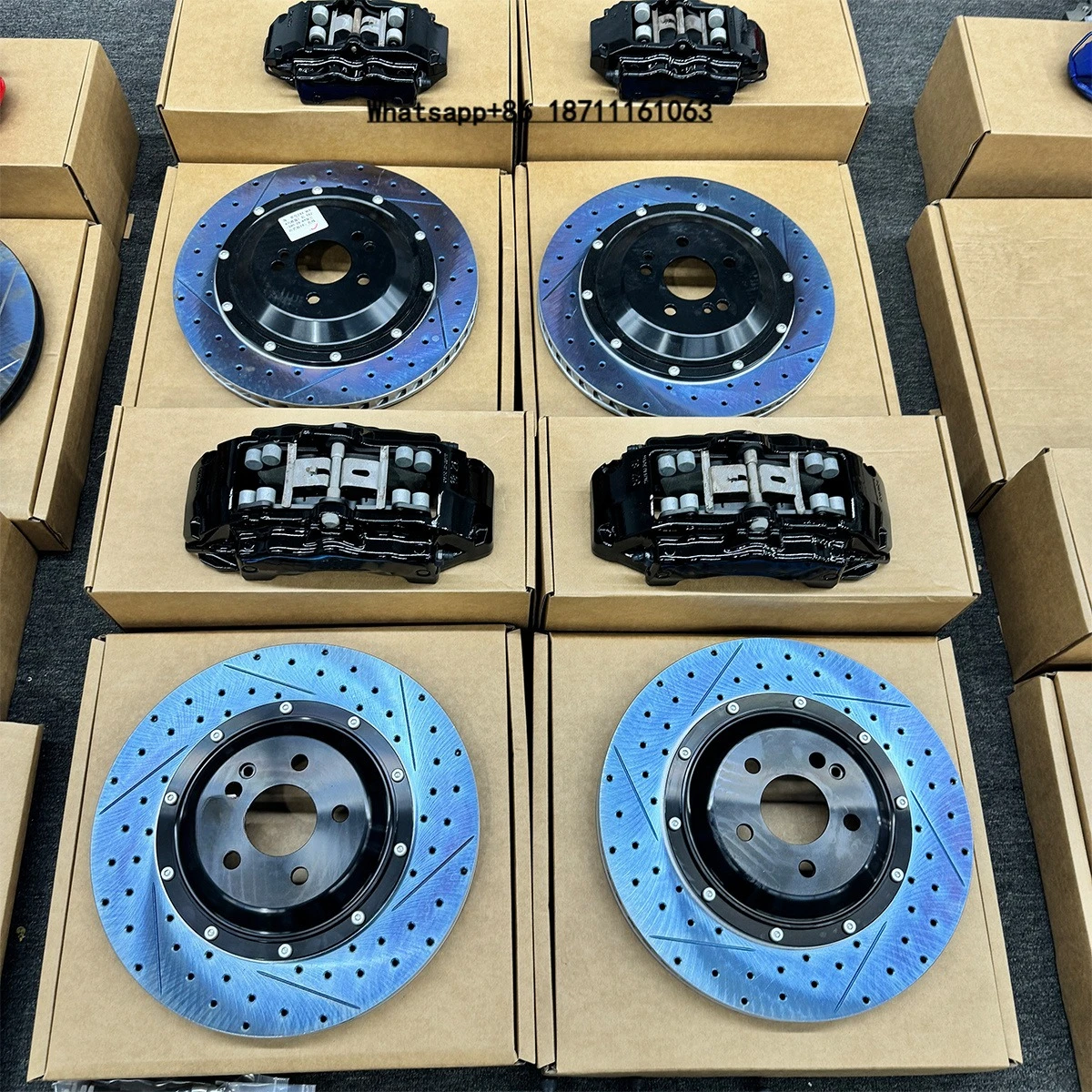 18Z Front 6Pot and Rear 4Pot Big Brake Caliper System Kit with Brake Discs and Brake Pads Auto Modification Parts Fit for W447
18Z Front 6Pot and Rear 4Pot Big Brake Caliper System Kit with Brake Discs and Brake Pads Auto Modification Parts Fit for W447