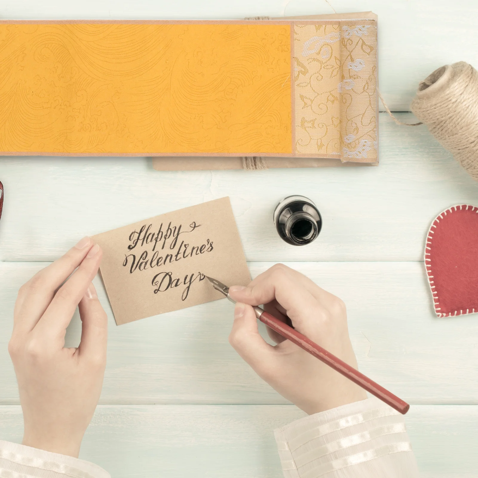 Blank Xuan Paper Scroll 10X36Cm Chinese Rice Paper For Calligraphy Painting Practice Wedding Invitation Diy Art Craft
Blank Xuan Paper Scroll 10X36Cm Chinese Rice Paper For Calligraphy Painting Practice Wedding Invitation Diy Art Craft