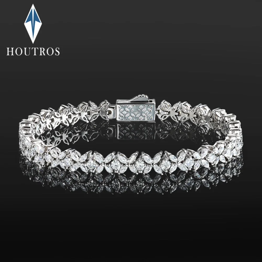 1.5*3mm Marquise Cut Full Moissanite Bracelet For Women D Color Diamond Four Leaf Clover Bracelets 925 Sterling Silver Jewelry
1.5*3mm Marquise Cut Full Moissanite Bracelet For Women D Color Diamond Four Leaf Clover Bracelets 925 Sterling Silver Jewelry