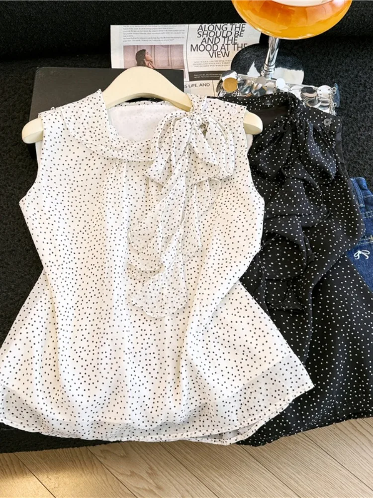 White Polka Dot Sash Sleeveless Shirt Women's Summer New Style Trendy Necktie Design Vest Top Skin-friendly Breathable
White Polka Dot Sash Sleeveless Shirt Women's Summer New Style Trendy Necktie Design Vest Top Skin-friendly Breathable