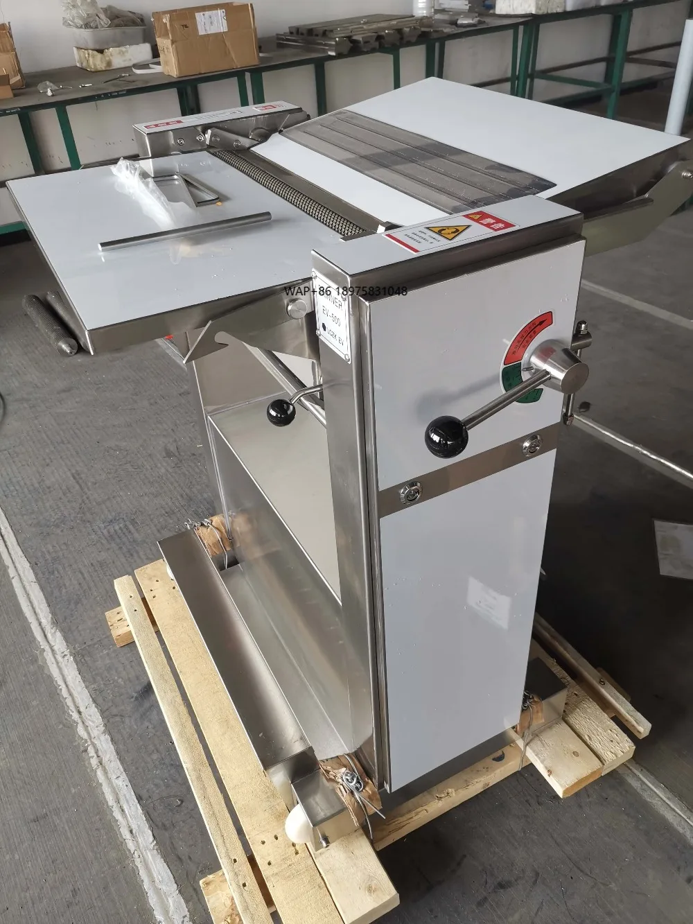 New Durable Pig and Beef Cutting Machine Efficient Pork Skinner Solution for Meat Removal
New Durable Pig and Beef Cutting Machine Efficient Pork Skinner Solution for Meat Removal