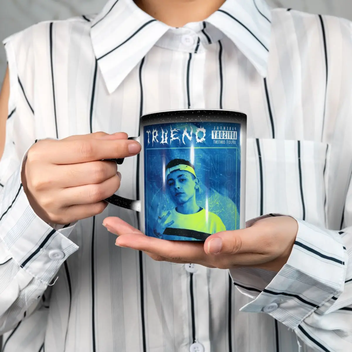 Забавная кружка Trueno в стиле хип-хоп, рэпера, забавные керамические кофейные чашки, чайные кружки, чашка для молока, посуда для напитков, подарок для друзей
Забавная кружка Trueno в стиле хип-хоп, рэпера, забавные керамические кофейные чашки, чайные кружки, чашка для молока, посуда для напитков, подарок для друзей