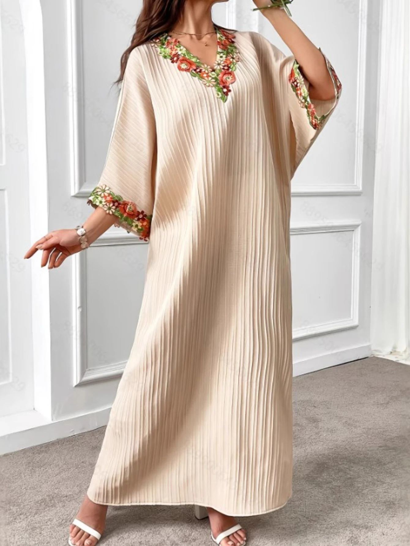 Ид женское платье мусульманская Абая осень элегантное цветочное кружевное длинное платье Дубай Vestidos Largos халат вечерние кафтан Джалабия Рамадан 
Ид женское платье мусульманская Абая осень элегантное цветочное кружевное длинное платье Дубай Vestidos Largos халат вечерние кафтан Джалабия Рамадан