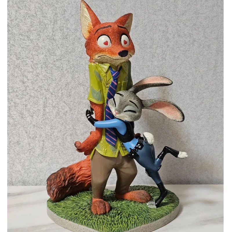 Фигурки Зверополис Джуди и Ника Фокс, настольные украшения 20 см, подарок на день рождения, настольные украшения, модель, подарок на день рождения
Фигурки Зверополис Джуди и Ника Фокс, настольные украшения 20 см, подарок на день рождения, настольные украшения, модель, подарок на день рождения