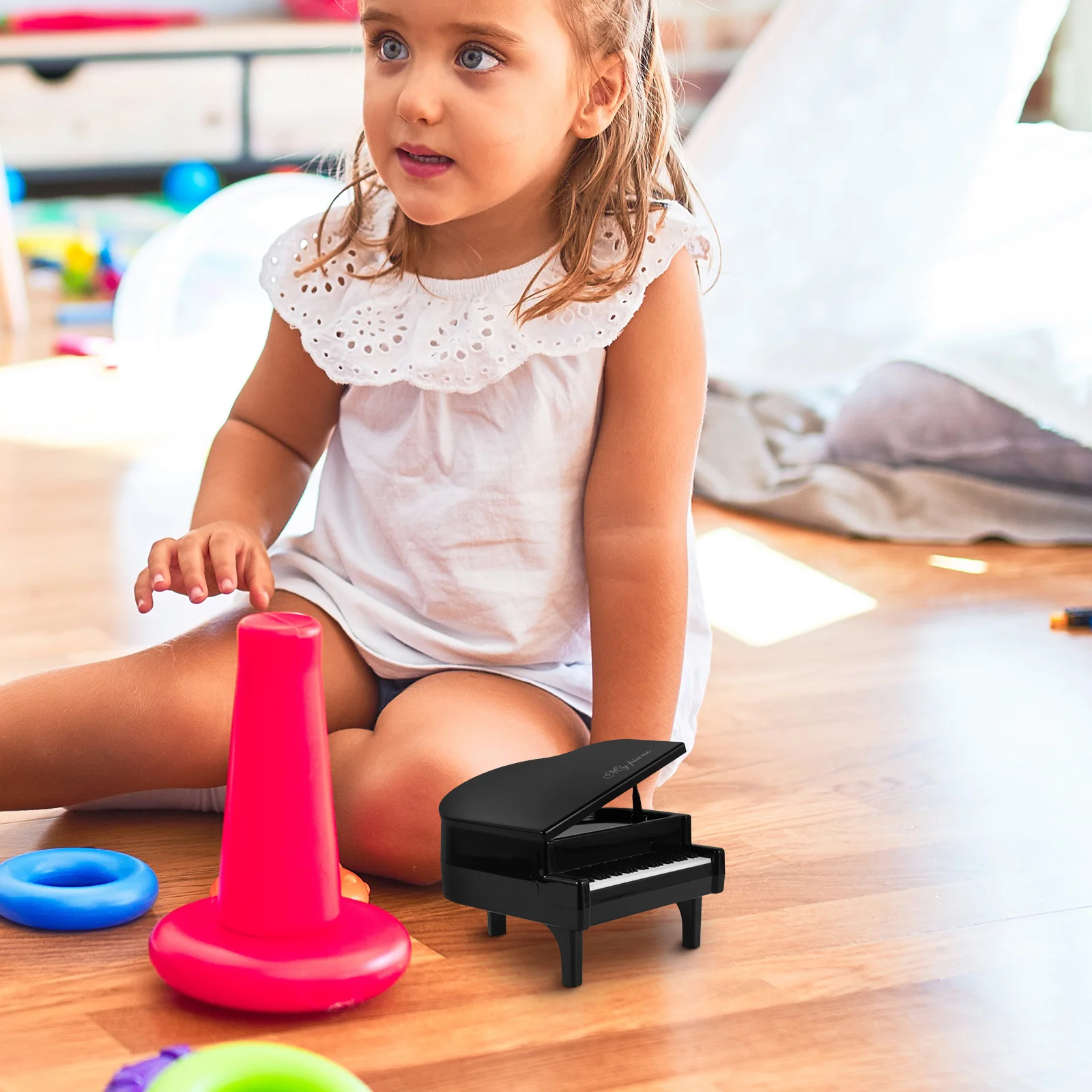 Small Piano Decorative Saving Pot Tabletop Money Container Exquisite Gift Idea for Birthday New Year Special Occasions
Small Piano Decorative Saving Pot Tabletop Money Container Exquisite Gift Idea for Birthday New Year Special Occasions