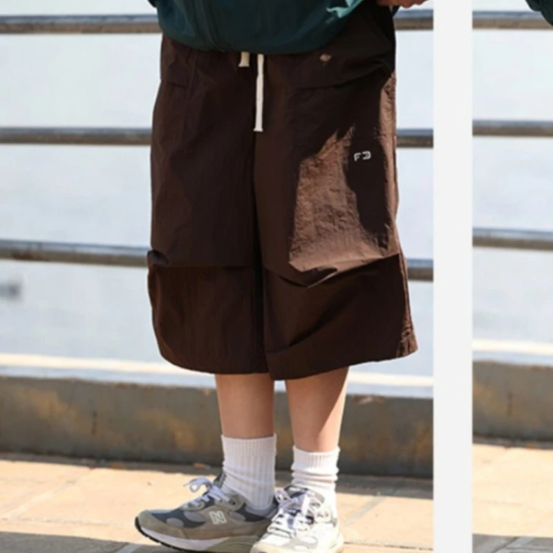 Deeptown Oversized Sports Pants Japanese Style Casual Knee Length Shorts Baggy Vintage Streetwear Patchwork Trousers Y2k Loose
Deeptown Oversized Sports Pants Japanese Style Casual Knee Length Shorts Baggy Vintage Streetwear Patchwork Trousers Y2k Loose