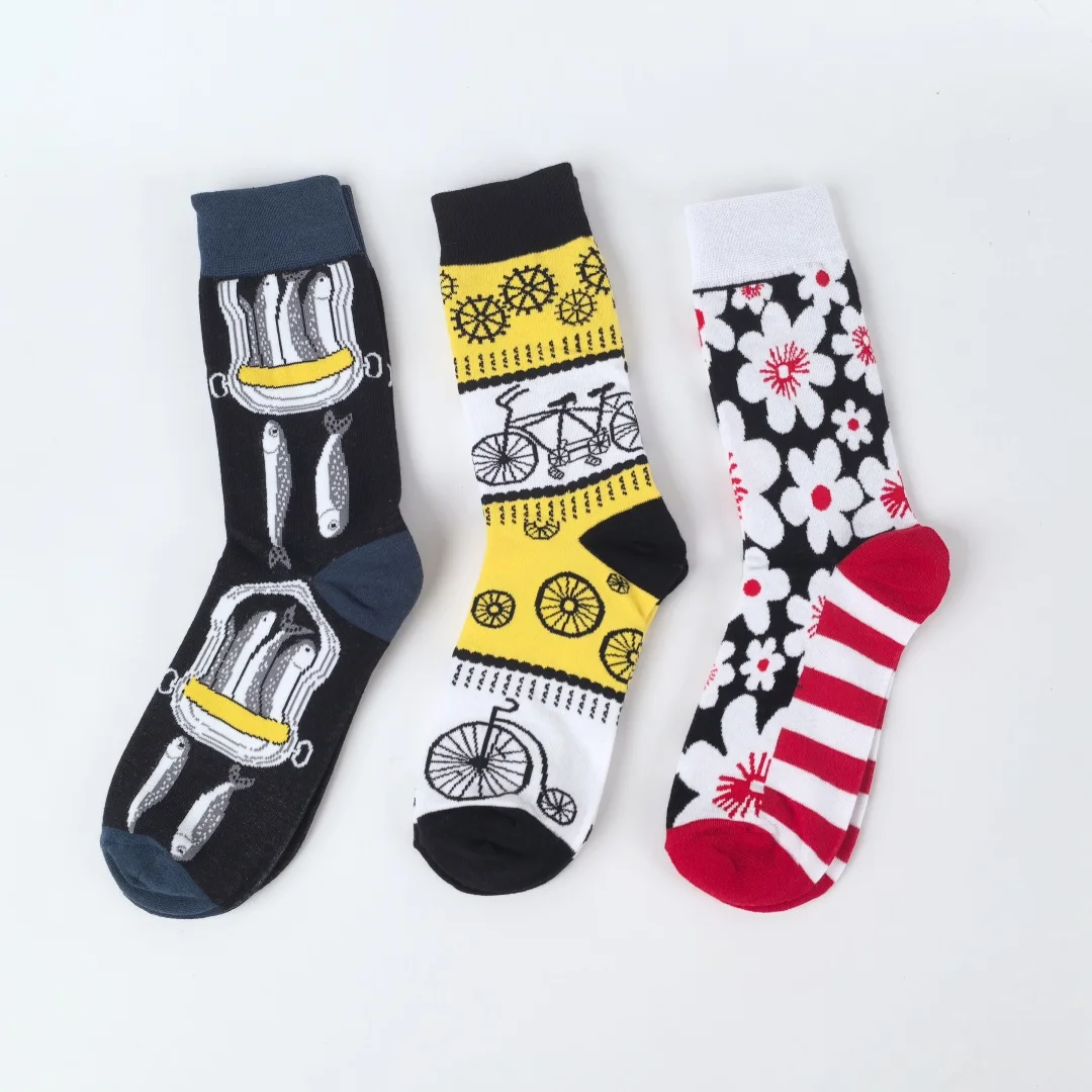 1 Pair Of Trendy Street Fashion Men's Mid-calf Socks With Flowers, Bikes, And Fish For All Seasons
1 Pair Of Trendy Street Fashion Men's Mid-calf Socks With Flowers, Bikes, And Fish For All Seasons