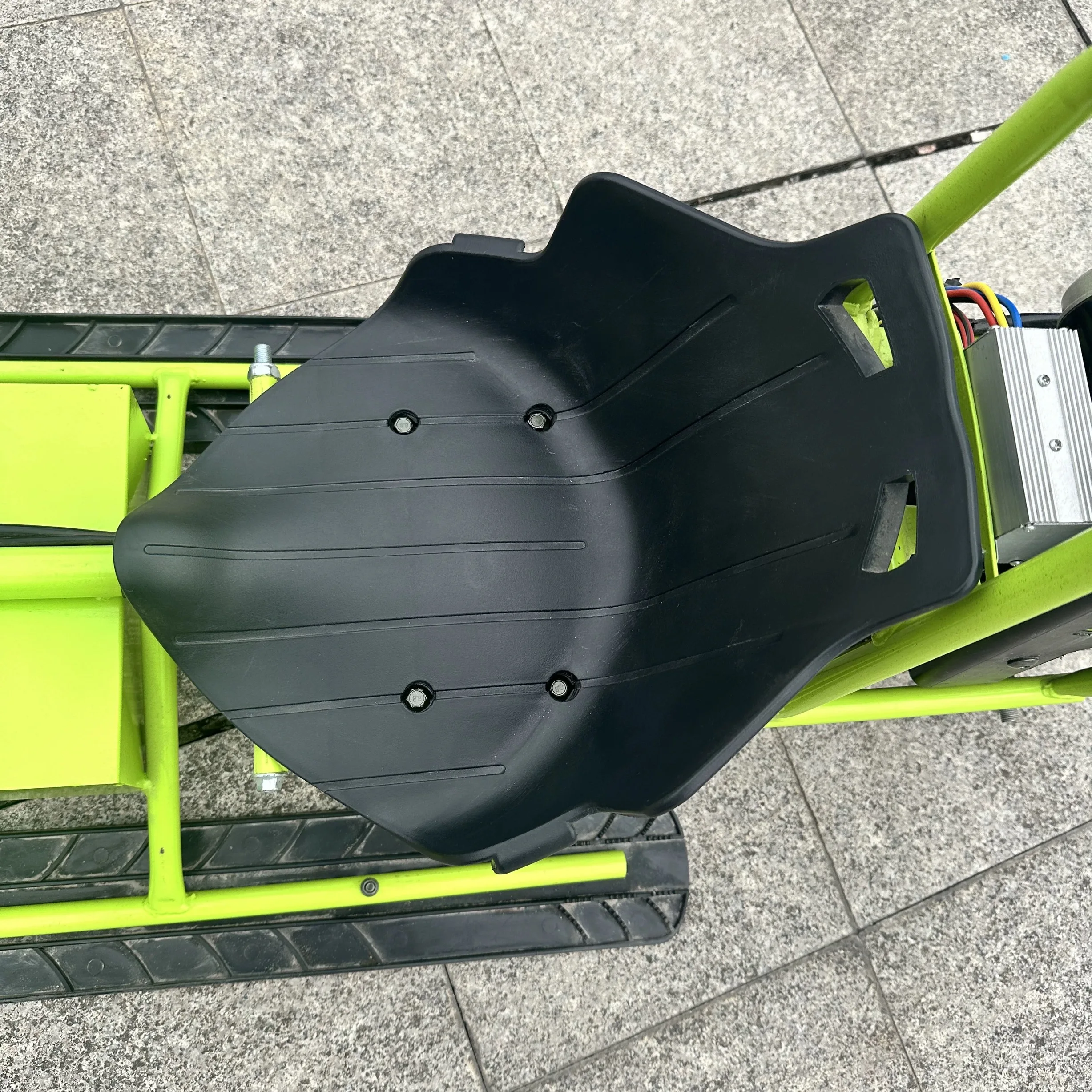 Kids Playground Amusement Equipments Electric Ski Vehicle Fuel Snow Sledge Snowmobile
Kids Playground Amusement Equipments Electric Ski Vehicle Fuel Snow Sledge Snowmobile