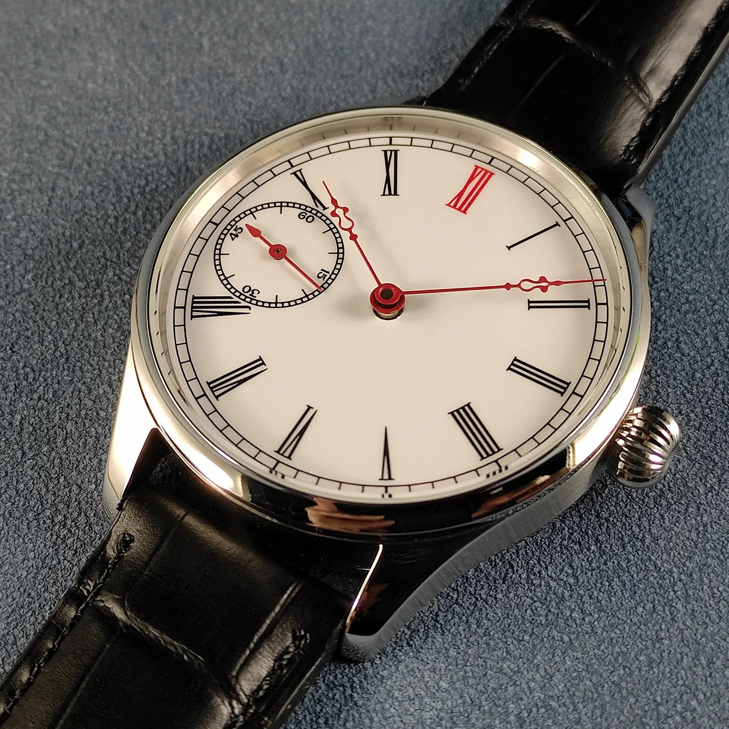 Vakuy 40mm Men's Business Manual Mechanical Watch Sea-Gull ST3621 Movement Genuine Leather Waterproof stainless steel Wristwatch
Vakuy 40mm Men's Business Manual Mechanical Watch Sea-Gull ST3621 Movement Genuine Leather Waterproof stainless steel Wristwatch
