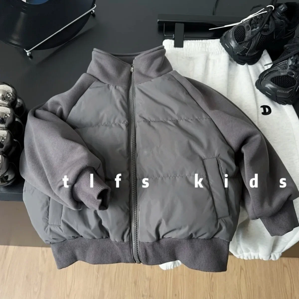 Boys' Thick Warm Cotton Jacket Korean Style Autumn Winter Stand Collar Children's Outerwear Coat Kids Clothing
Boys' Thick Warm Cotton Jacket Korean Style Autumn Winter Stand Collar Children's Outerwear Coat Kids Clothing