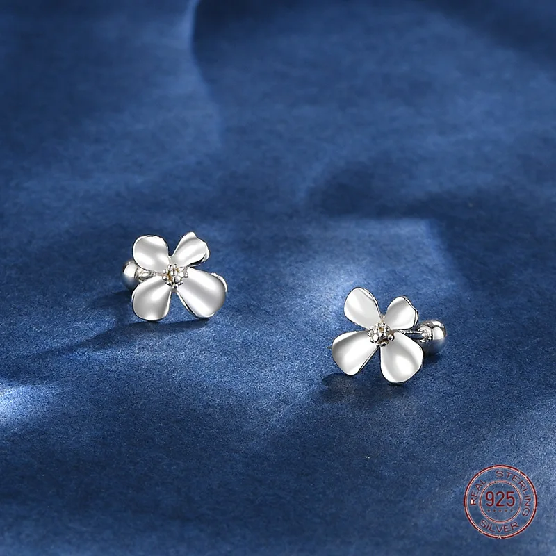 925 Sterling Silver Romantic Declaration Four Petal Flower Stud Earrings Suitable Women's Fashionable and Sweet Party Jewelry
925 Sterling Silver Romantic Declaration Four Petal Flower Stud Earrings Suitable Women's Fashionable and Sweet Party Jewelry