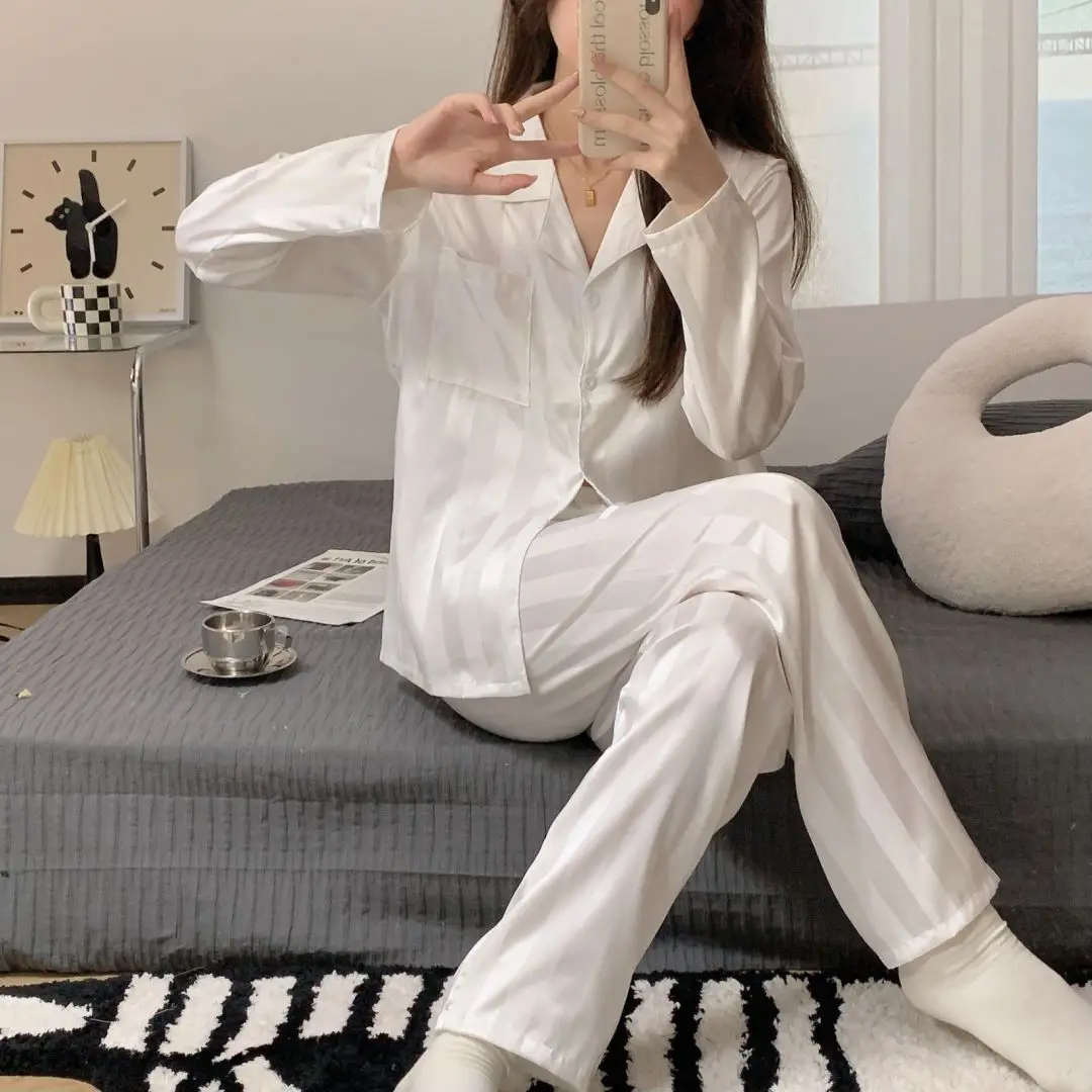 Women's 2 Piece Pajamas Set Striped Pijama Faux Silk Satin Pyjama Female Sleepwear Long Sleeve Shirt Pants Homewear Loungewear
Women's 2 Piece Pajamas Set Striped Pijama Faux Silk Satin Pyjama Female Sleepwear Long Sleeve Shirt Pants Homewear Loungewear