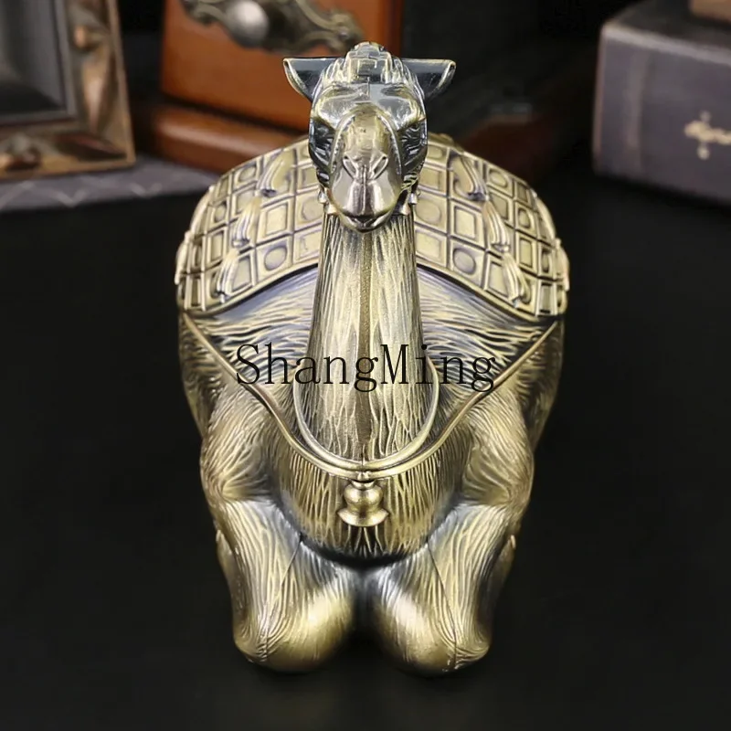 CLL metal camel ashtray retro windproof with cover household living room coffee table large high-end ashtray
CLL metal camel ashtray retro windproof with cover household living room coffee table large high-end ashtray