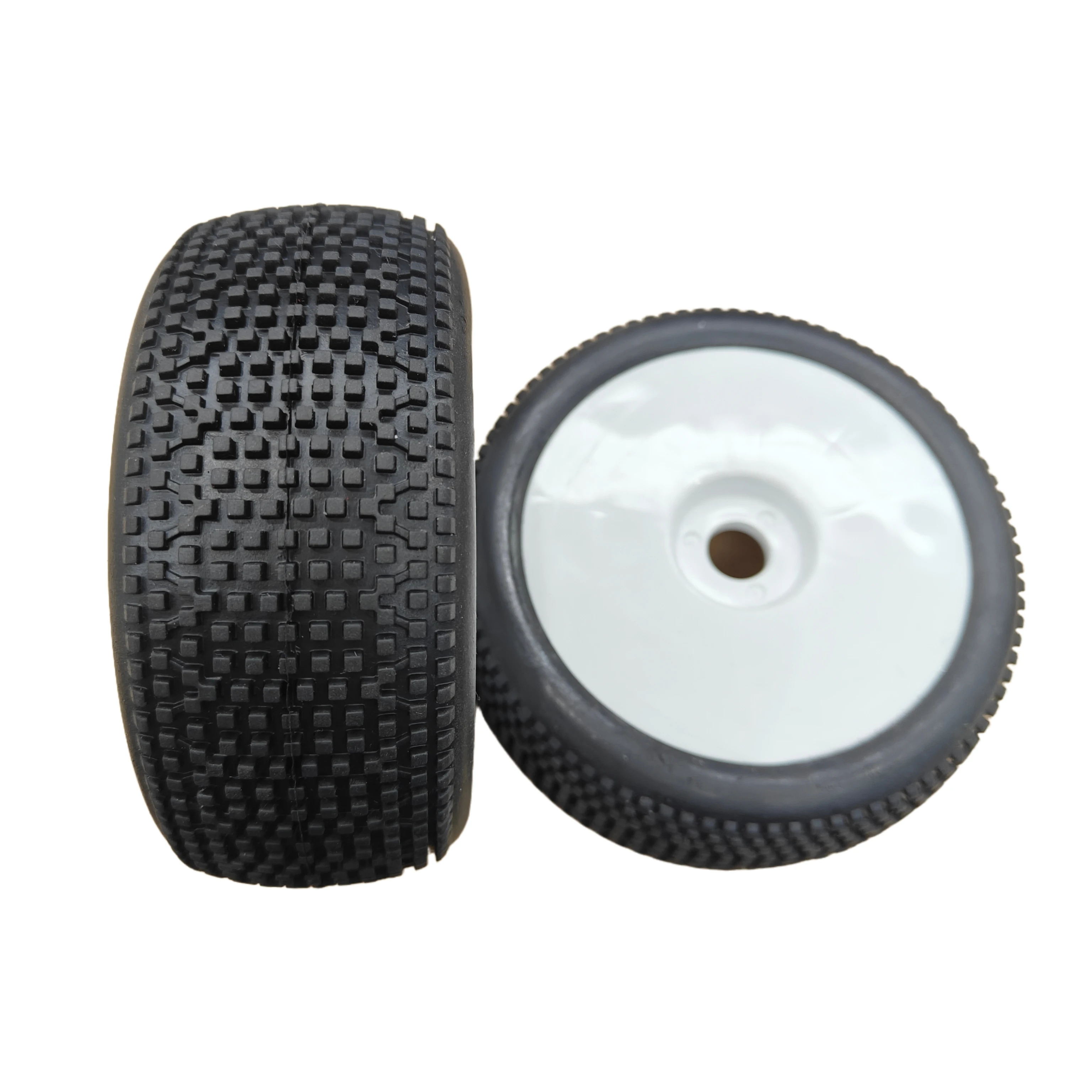 Yufung 4PCS 35a medium Shore 1/8 RC 17mm Hex Off-road racing tires
Yufung 4PCS 35a medium Shore 1/8 RC 17mm Hex Off-road racing tires