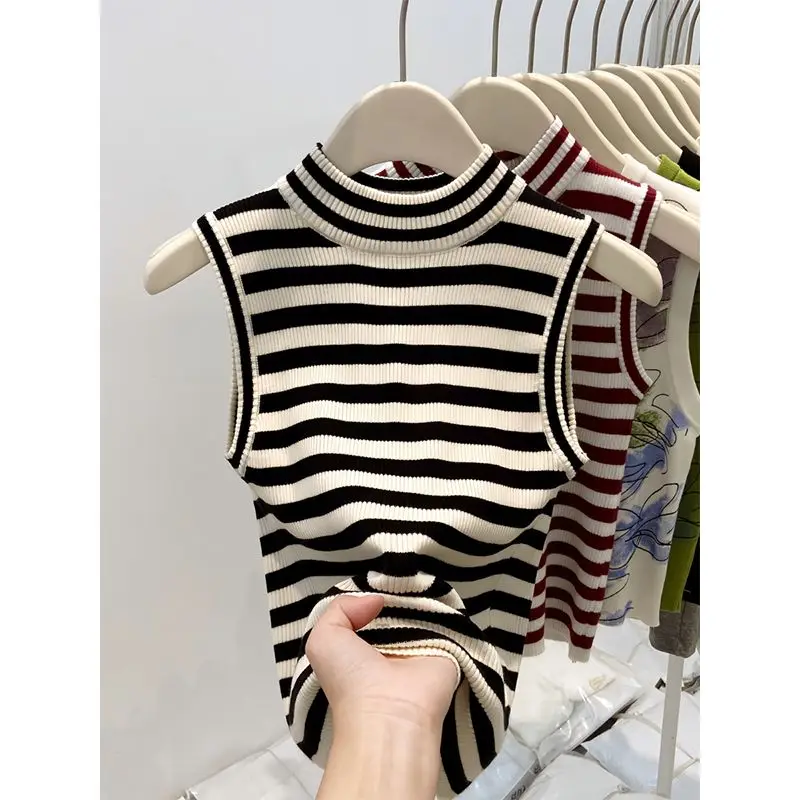 Striped Sleeveless Knitted Vest for Women Wearing New Summer Slim Fit Slim Short Base Top
Striped Sleeveless Knitted Vest for Women Wearing New Summer Slim Fit Slim Short Base Top
