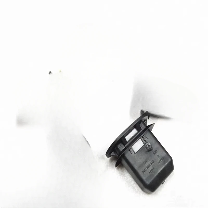 1pcs For VOLKSWAGEN 13-21 SANTANA JETTA PASSAT Lamando Rear Seat Mounting Clip
1pcs For VOLKSWAGEN 13-21 SANTANA JETTA PASSAT Lamando Rear Seat Mounting Clip