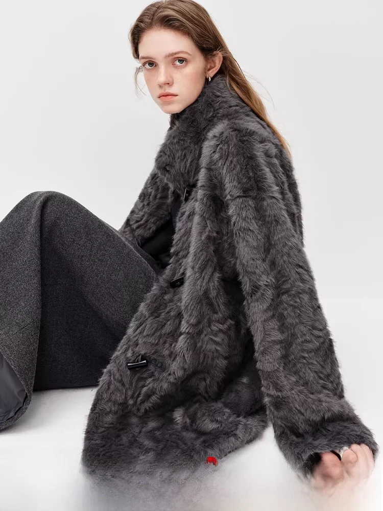 Женское зимнее шерстяное пальто Fang Silan с мехом, воротником-стойкой, на пуговицах, винтажное, с длинными рукавами, утепленное, в корейском стиле
Женское зимнее шерстяное пальто Fang Silan с мехом, воротником-стойкой, на пуговицах, винтажное, с длинными рукавами, утепленное, в корейском стиле