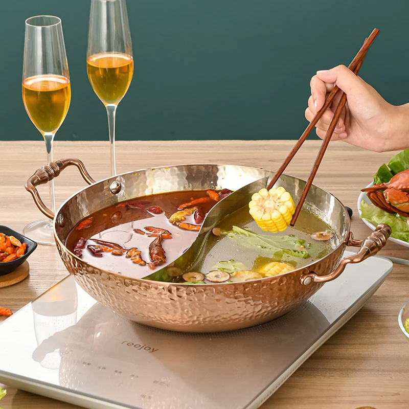 Manual Hammer Printing Pot 3-layer Steel Clear Soup Pot Commercial Double Flavor Chafing Dish 304 Stainless Steel Thick Hot Pot
Manual Hammer Printing Pot 3-layer Steel Clear Soup Pot Commercial Double Flavor Chafing Dish 304 Stainless Steel Thick Hot Pot