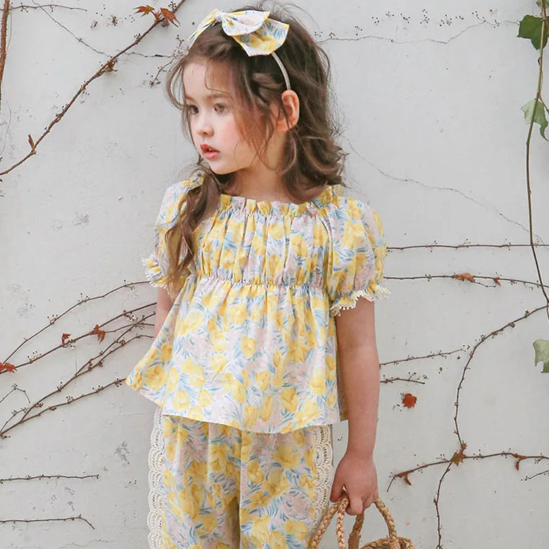 2026 Summer New Hot Selling Floral Print Cotton Bubble Sleeves Breathable Design Top for Children
2026 Summer New Hot Selling Floral Print Cotton Bubble Sleeves Breathable Design Top for Children