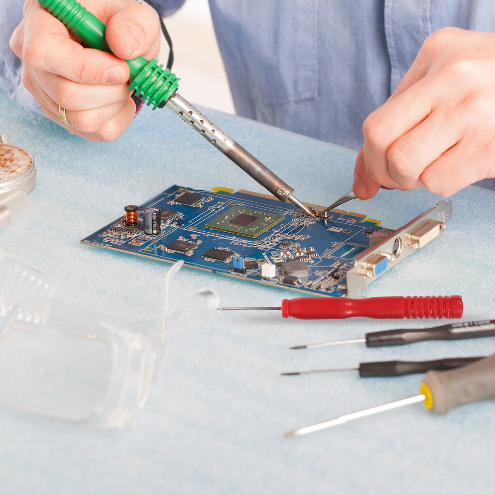 8Pcs Electronic Components Desoldering Kit Stainless Steel Hollow Needles for Capacitor Pin Soldering Tool Kit
8Pcs Electronic Components Desoldering Kit Stainless Steel Hollow Needles for Capacitor Pin Soldering Tool Kit