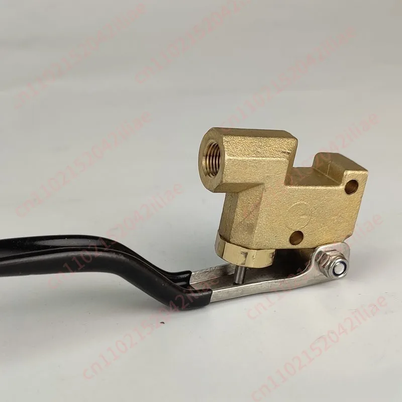 Steam engine control valve high pressure cleaner control copper valve water flow control switch brass pressure valve copper
Steam engine control valve high pressure cleaner control copper valve water flow control switch brass pressure valve copper