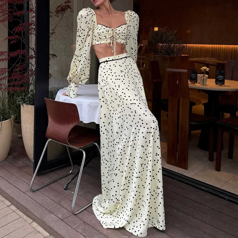 Square Neck Long Sleeve Top + Half Skirt Women Outfit Sexy Crop Beach Holiday Suit Sweet Casual Polka Dot Printed Party 2pc Set
Square Neck Long Sleeve Top + Half Skirt Women Outfit Sexy Crop Beach Holiday Suit Sweet Casual Polka Dot Printed Party 2pc Set