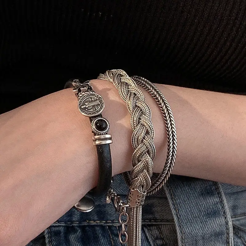 S925 Silver Hand Woven Bracelet For Women Men Twist Chain Vintage Luxury Fashion Jewelry
S925 Silver Hand Woven Bracelet For Women Men Twist Chain Vintage Luxury Fashion Jewelry