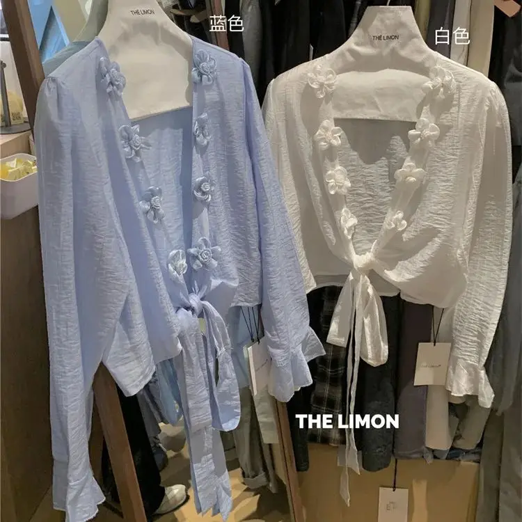 Spring and summer French niche high-end embroidered ball sleeve strap one-piece shirt
Spring and summer French niche high-end embroidered ball sleeve strap one-piece shirt