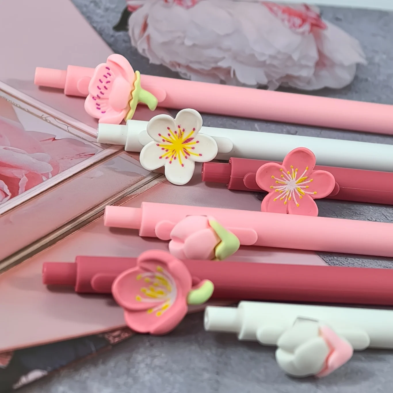 5 Pcs Random Color Colorful Flower-Themed Retractable Ballpoint Pens | Suitable for School, Office, Journaling, and Gifts, Made of Plastic Material, Medium Nib.
5 Pcs Random Color Colorful Flower-Themed Retractable Ballpoint Pens | Suitable for School, Office, Journaling, and Gifts, Made of Plastic Material, Medium Nib.