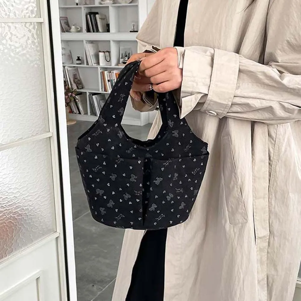 Versatile Bow Printed Mini Handbag Magnetic Button Large Capacity Multi-pockets Small Tote Polyester Multi-function
Versatile Bow Printed Mini Handbag Magnetic Button Large Capacity Multi-pockets Small Tote Polyester Multi-function