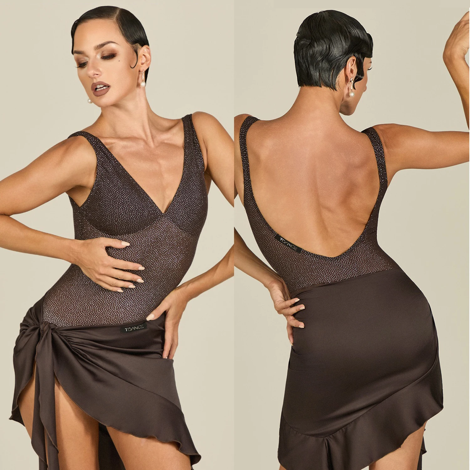 Коричневая одежда для латинских танцев, женские топы без рукавов с глубоким v-образным вырезом, сексуальная юбка, румба, ча-ча, самба, танцевальное платье для выступлений DNV25903
Коричневая одежда для латинских танцев, женские топы без рукавов с глубоким v-образным вырезом, сексуальная юбка, румба, ча-ча, самба, танцевальное платье для выступлений DNV25903