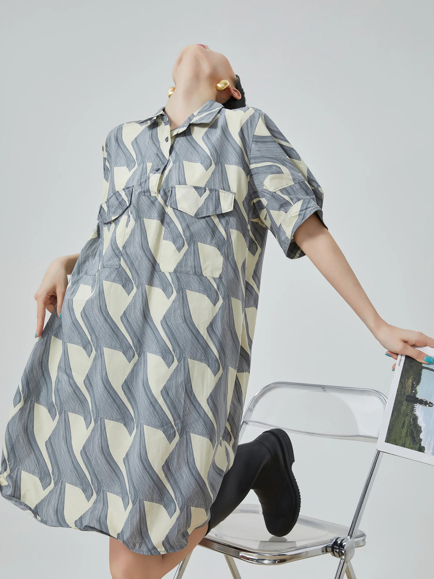 Summer New Geometric Print Shirt Collar Short Sleeve Dress Casual Loose H-Shape Mid-Length Straight Tube Skirt for Women
Summer New Geometric Print Shirt Collar Short Sleeve Dress Casual Loose H-Shape Mid-Length Straight Tube Skirt for Women