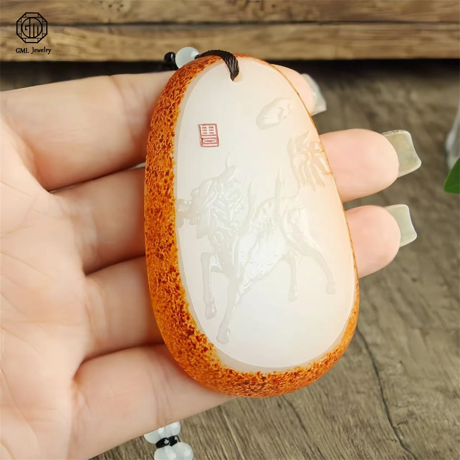 Натуральный белый нефритовый кулон из жадеита в форме мифического зверя Цилинь, вырезанный из нефрита цвета кожи, унисекс, для мужчин и женщин, ожерелье, ювелирное изделие
Натуральный белый нефритовый кулон из жадеита в форме мифического зверя Цилинь, вырезанный из нефрита цвета кожи, унисекс, для мужчин и женщин, ожерелье, ювелирное изделие