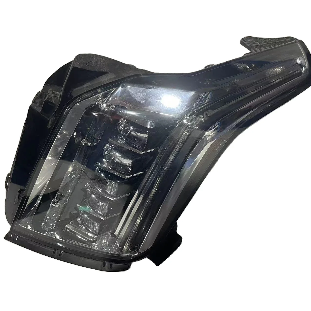 Applicable to 16-19 Cadillac Escalade headlight assembly LED high configuration 5-bead lighting system manufacturer direct sales
Applicable to 16-19 Cadillac Escalade headlight assembly LED high configuration 5-bead lighting system manufacturer direct sales