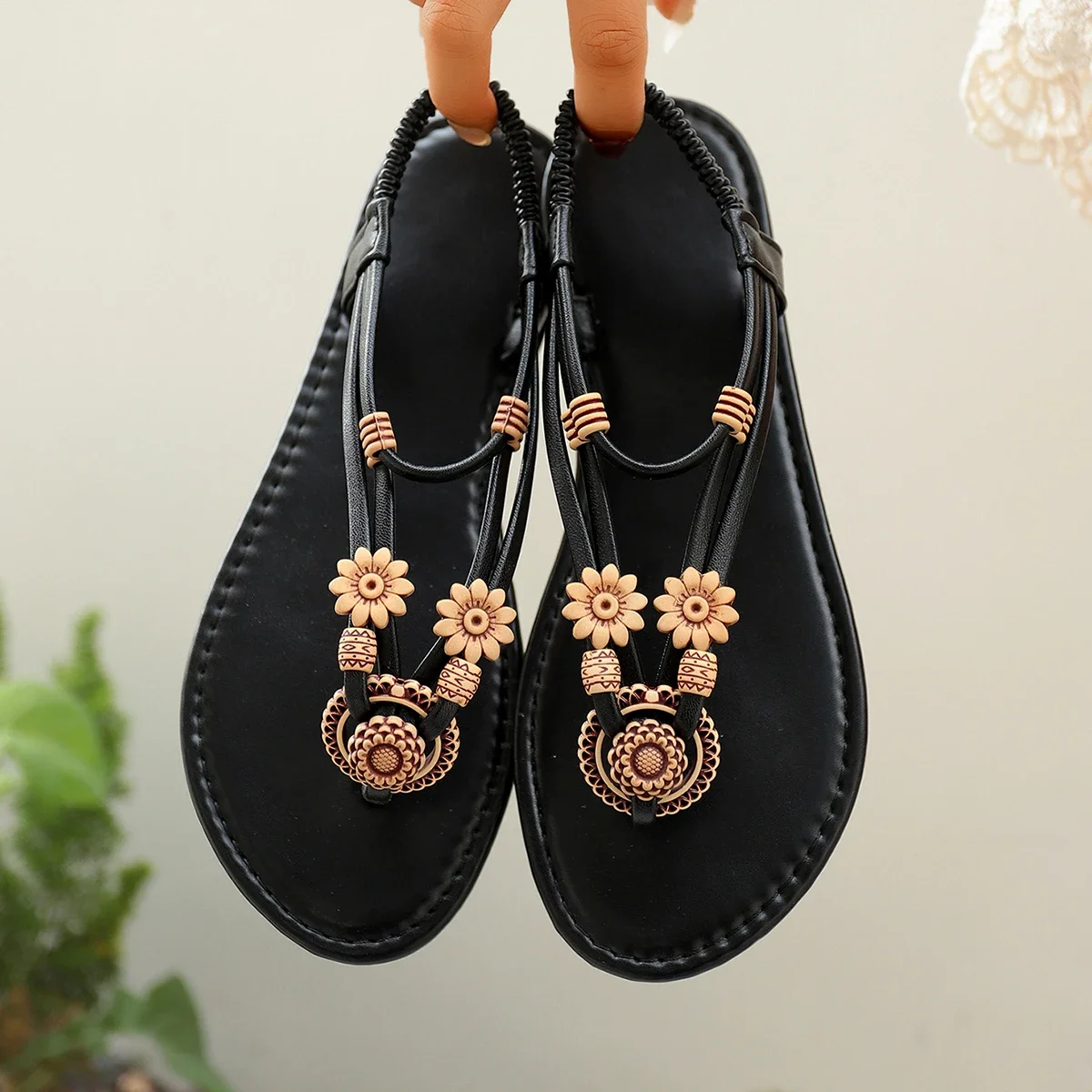 Women Sandals Summer 2025 New Flip Flops Bohemia Style Flat Sandals Woman Beach Lightweight Summer Shoes Women Zapatos De Mujer
Women Sandals Summer 2025 New Flip Flops Bohemia Style Flat Sandals Woman Beach Lightweight Summer Shoes Women Zapatos De Mujer