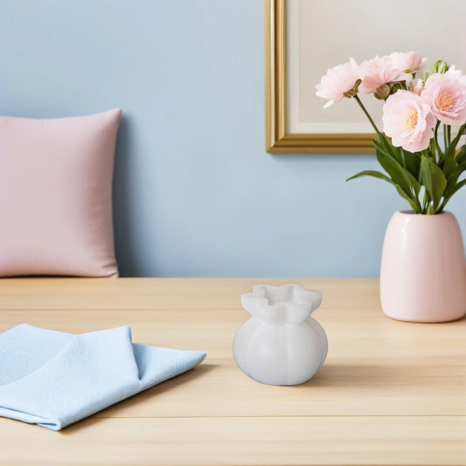 Lucky Bag Shaped Resin Vase Mold Silicone Epoxy Casting Mould for DIY Flower Pots Home Decoration Table Centerpieces
Lucky Bag Shaped Resin Vase Mold Silicone Epoxy Casting Mould for DIY Flower Pots Home Decoration Table Centerpieces