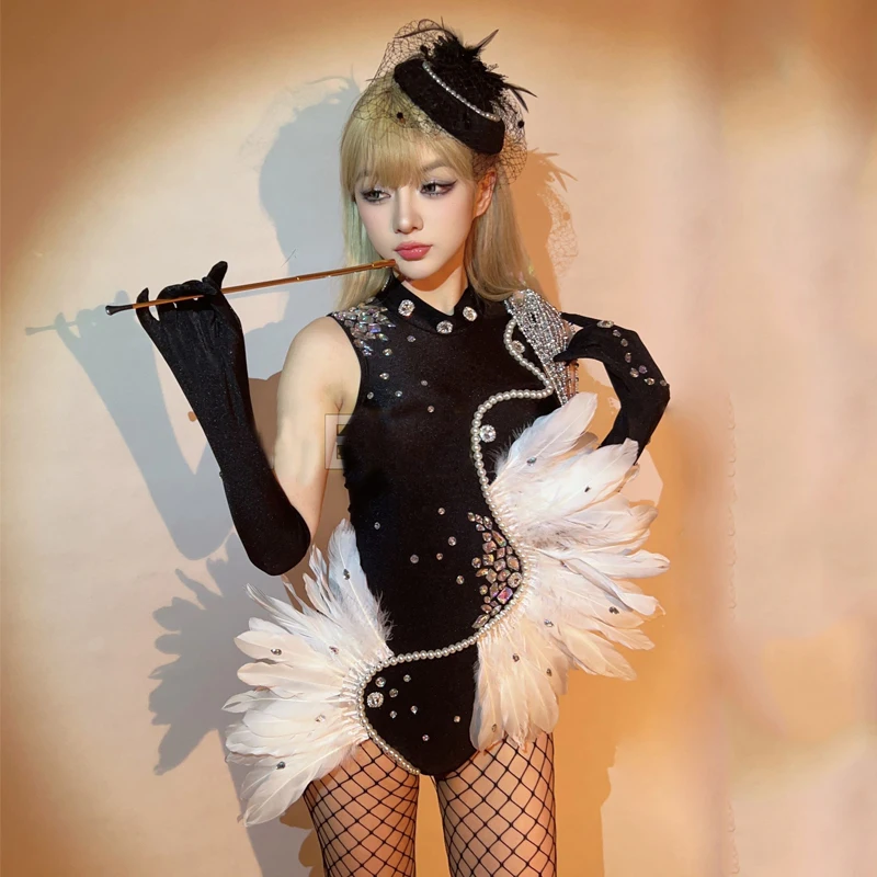 Sexy Pole Dance Clothing Women Black Rhinestones Bodysuit Gogo Costumes Hat Bar DJ DS Stage Festival Outfits Clubwear DWY9934
Sexy Pole Dance Clothing Women Black Rhinestones Bodysuit Gogo Costumes Hat Bar DJ DS Stage Festival Outfits Clubwear DWY9934
