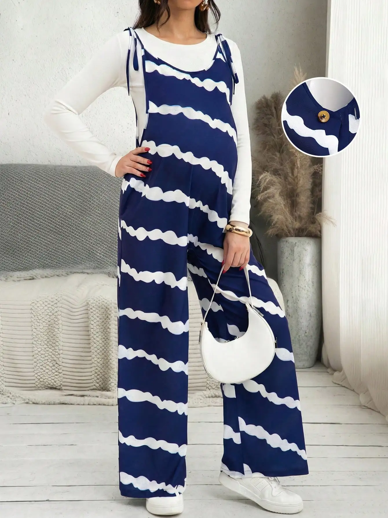 Maternity Women's Casual Wide Leg Wavy Stripe Tie Strap Romper with Side Button Detail Playsuit
Maternity Women's Casual Wide Leg Wavy Stripe Tie Strap Romper with Side Button Detail Playsuit