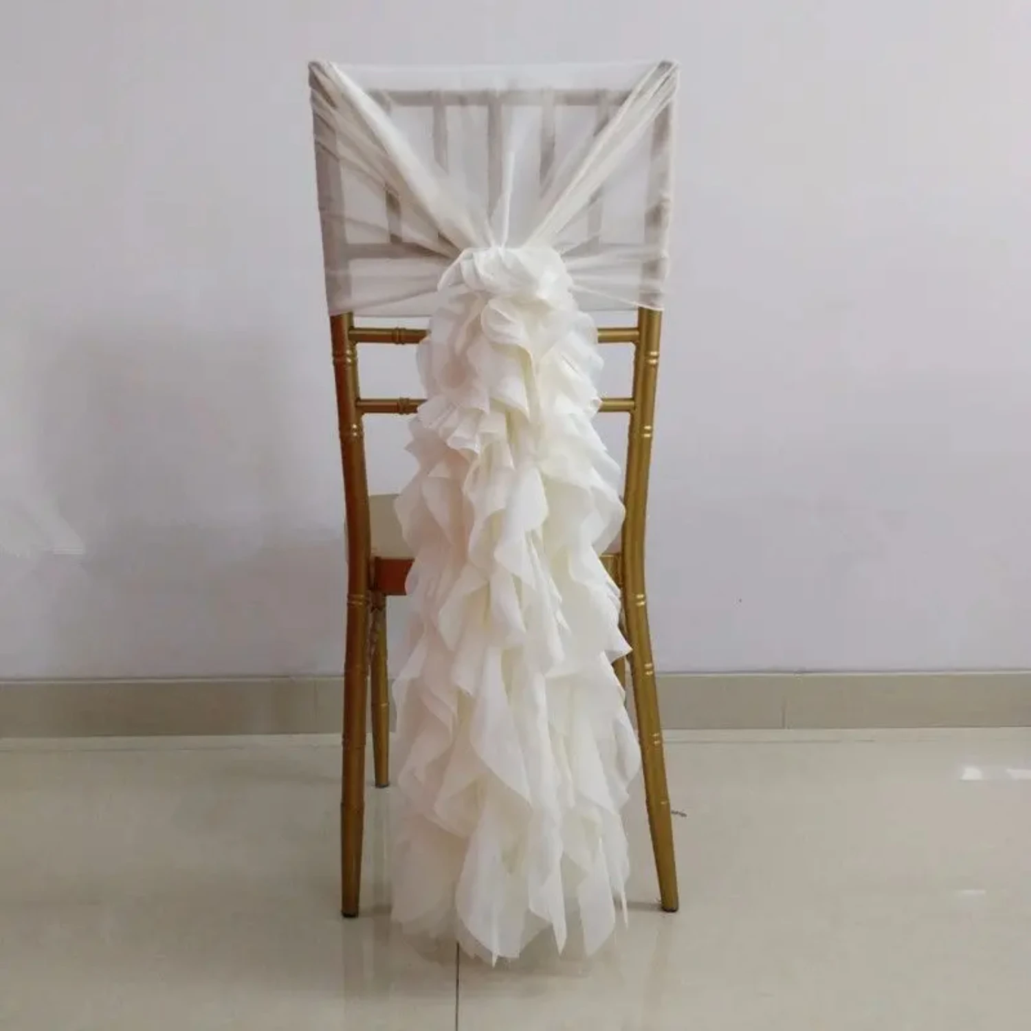 1pc 135x100cm Ruffled Chair Sash Bow Cover Banquet Wedding Party Event Christmas Decoration Sheer Organza Fabric Romantic
1pc 135x100cm Ruffled Chair Sash Bow Cover Banquet Wedding Party Event Christmas Decoration Sheer Organza Fabric Romantic