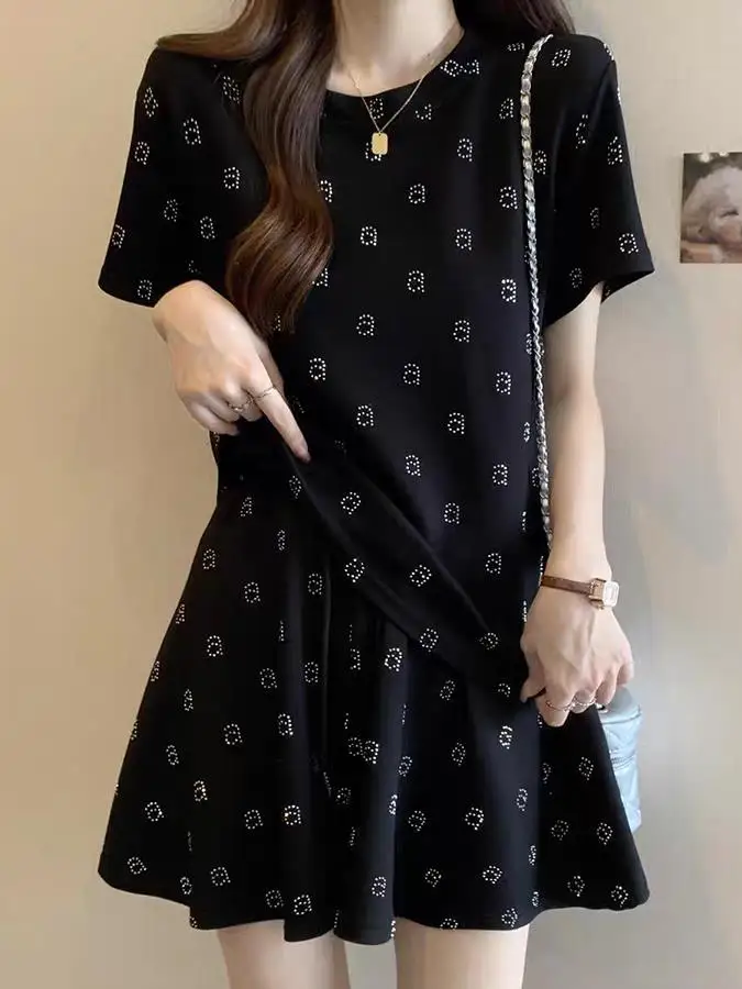 Summer 2026 Fashion Casual Set Letter Rhinestone Short Sleeve T-Shirt Shorts Slimming Two-Piece Set Women's Polyester Cotton ...
Summer 2026 Fashion Casual Set Letter Rhinestone Short Sleeve T-Shirt Shorts Slimming Two-Piece Set Women's Polyester Cotton ...
