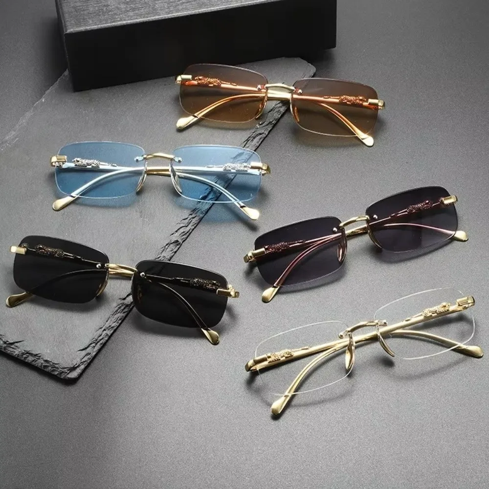 UV400 Diamond Cut Sunglasses Leopard Decor Unframed Design Small Frame Sunglasses Diamond Cut Edg Square Shape
UV400 Diamond Cut Sunglasses Leopard Decor Unframed Design Small Frame Sunglasses Diamond Cut Edg Square Shape