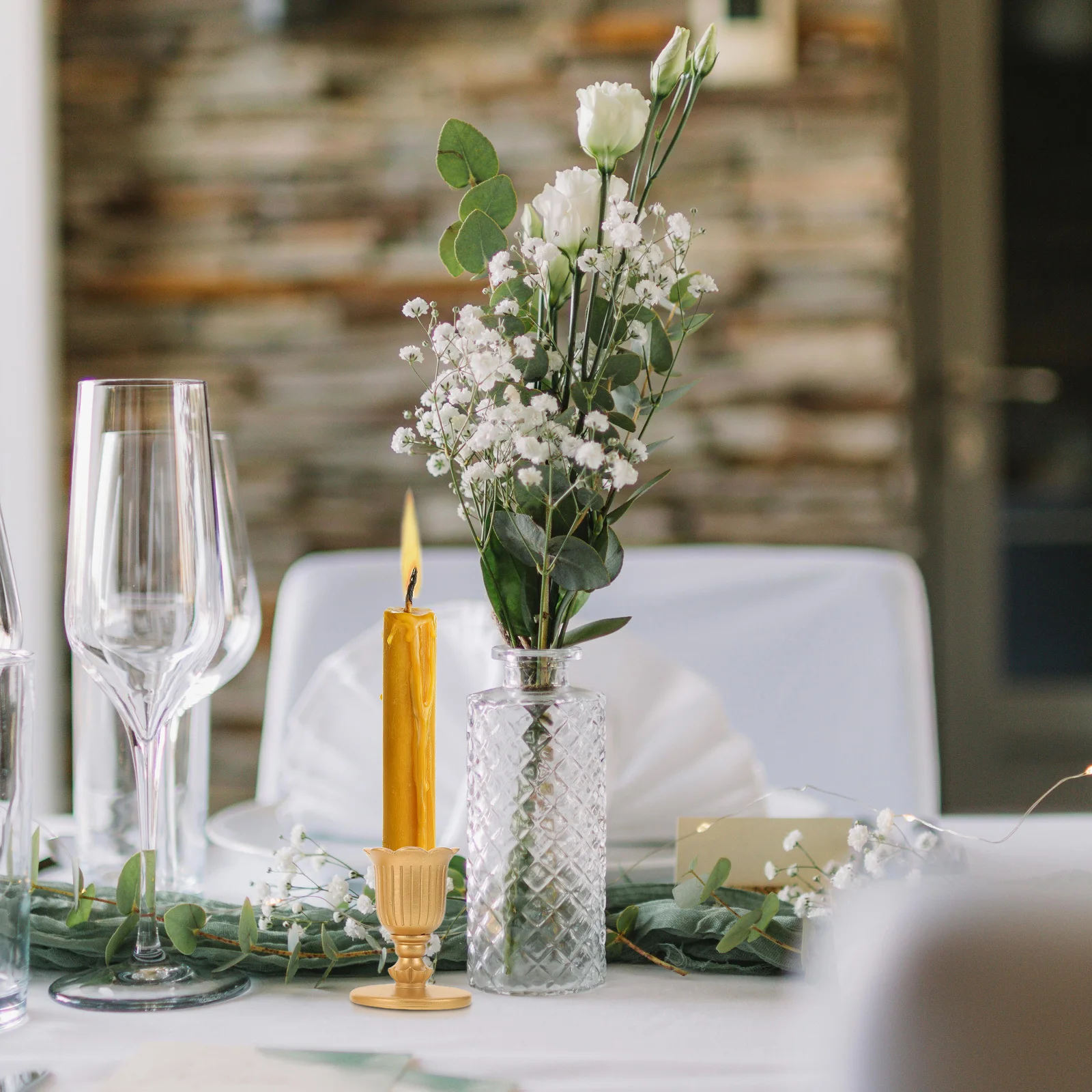 4Pcs Tapered Gold Holders Finish Stable Base for Festive Events Mantel Dining Table Decor Victorian
4Pcs Tapered Gold Holders Finish Stable Base for Festive Events Mantel Dining Table Decor Victorian