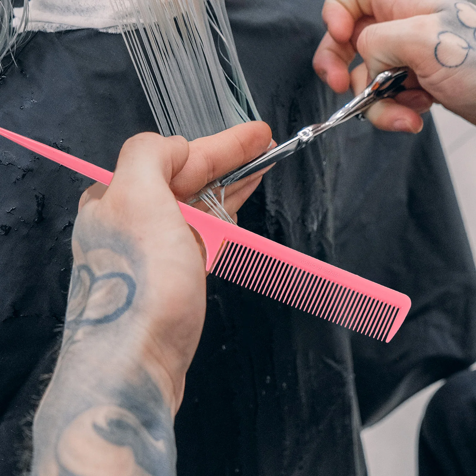 1Set Hairdressing Comb Set Rubber Bands Wide Tooth Painless Tail Comb Detangle Hair Styling Tool Hair Styling Combs
1Set Hairdressing Comb Set Rubber Bands Wide Tooth Painless Tail Comb Detangle Hair Styling Tool Hair Styling Combs